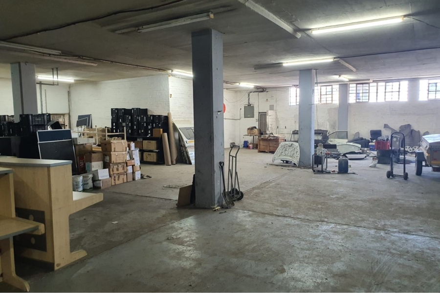 To Let commercial Property for Rent in North End Eastern Cape